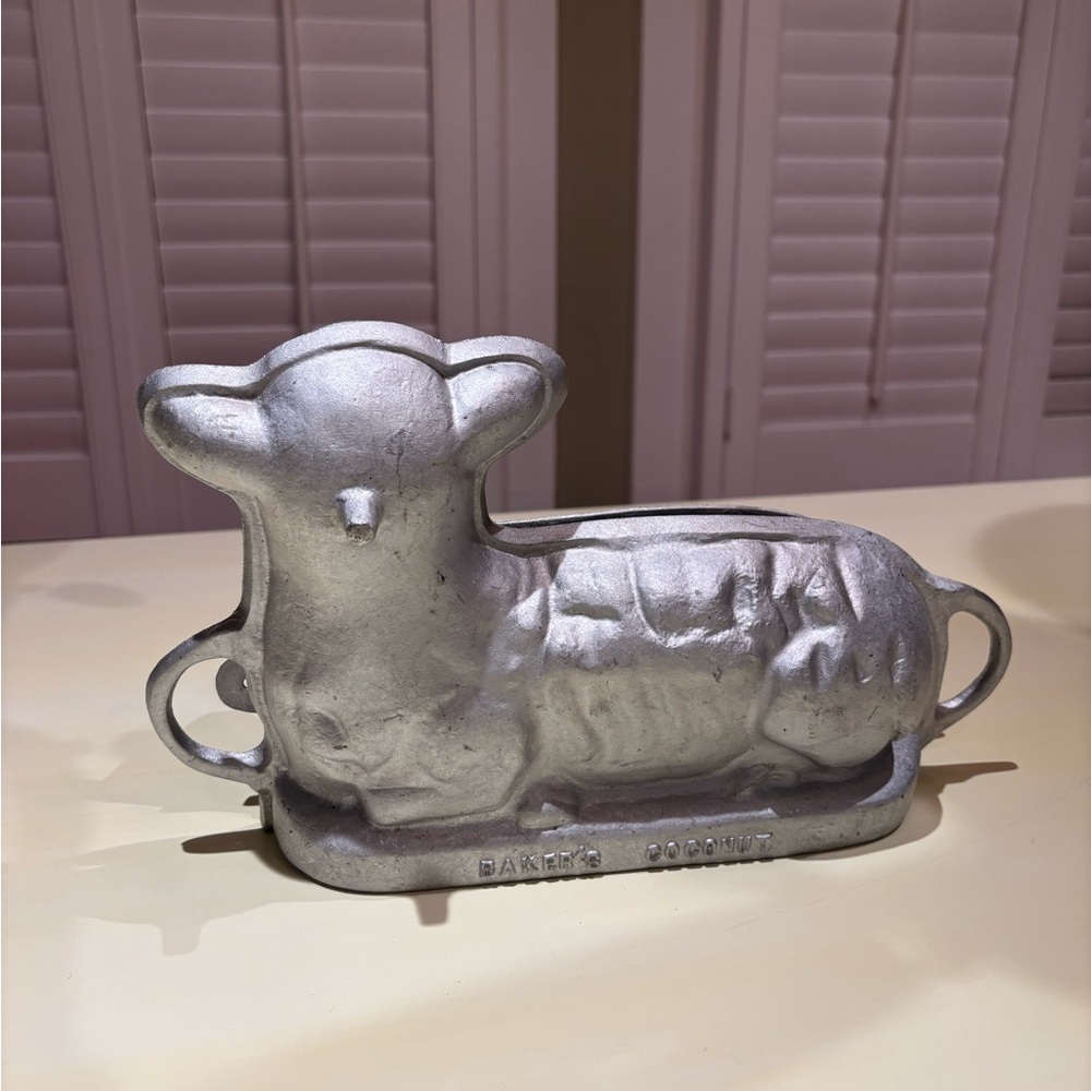Vintage Baker’s Coconut Lamb Cake Mold Aluminum Easter Baking Pan